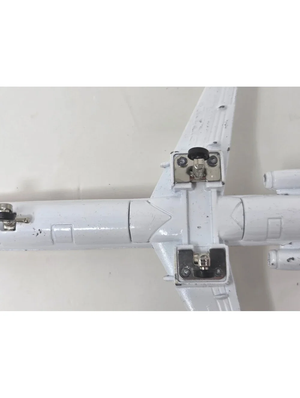 Vintage Ertl Diecast Continental DC 9 Airplane w/ Folding Landing Gear 6 inch
